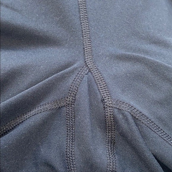 UNDER ARMOUR Hot Class Athletic Yoga Crop Leggings Workout Tights Casual - Picture 8 of 8